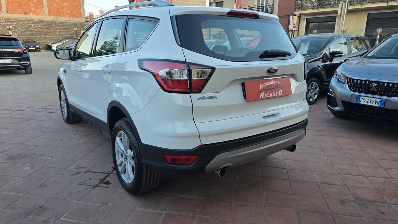 Ford Kuga 1.5 TDCI 120 CV S&S 2WD Titanium