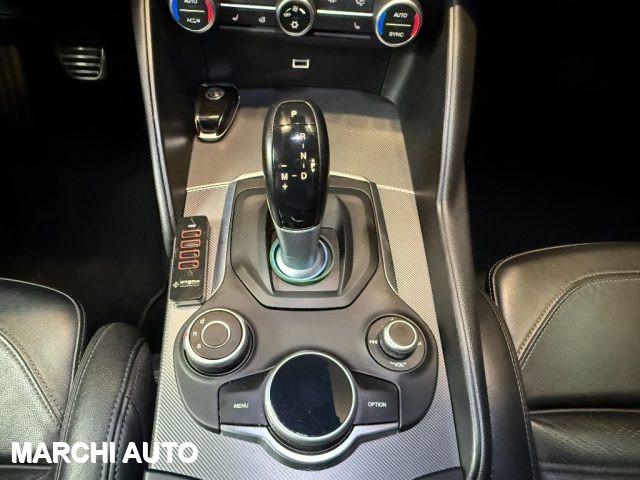 ALFA ROMEO Giulia 2.2 Turbodiesel 210 CV AT8 AWD Q4 Veloce