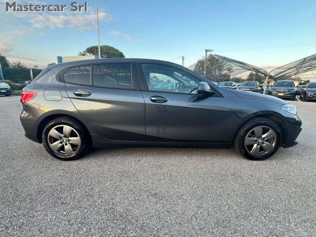 BMW 116 Serie 1 F40 116d Business Advantage auto GD180BJ