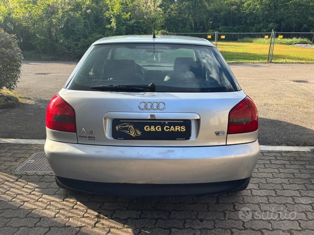 Audi A3 1.6 cat 5p. Attraction