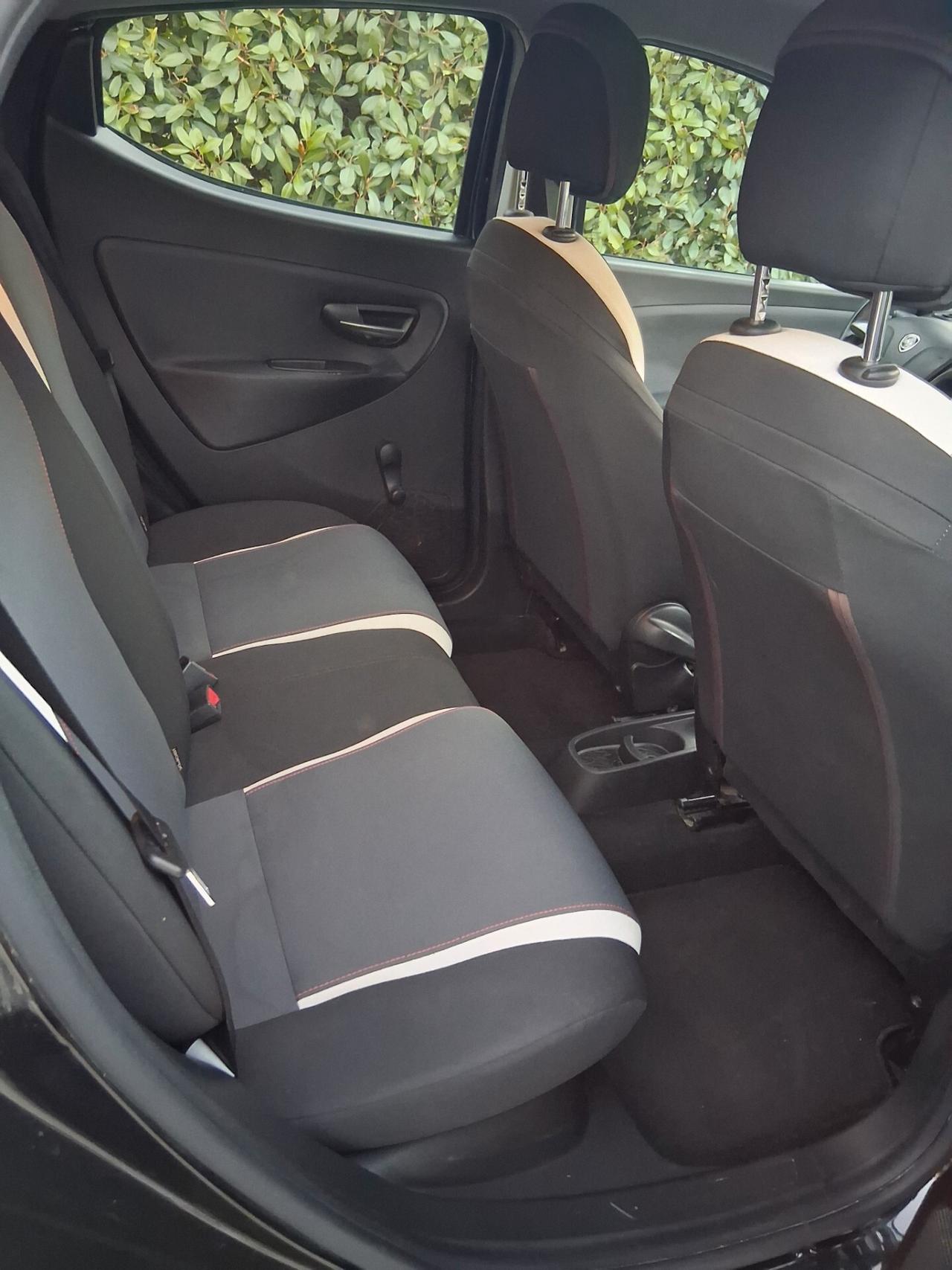 Lancia Ypsilon 0.9 TwinAir 85 CV 5 porte Metano Ecochic Gold