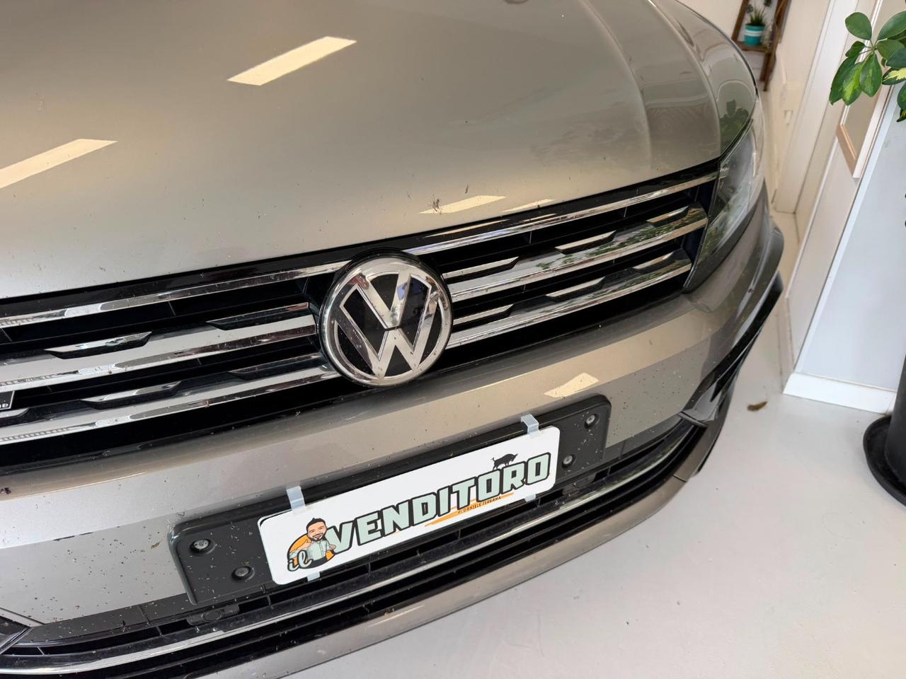 VOLKSWAGEN Tiguan 1.6 116 CV 85 KW TDI R LINE