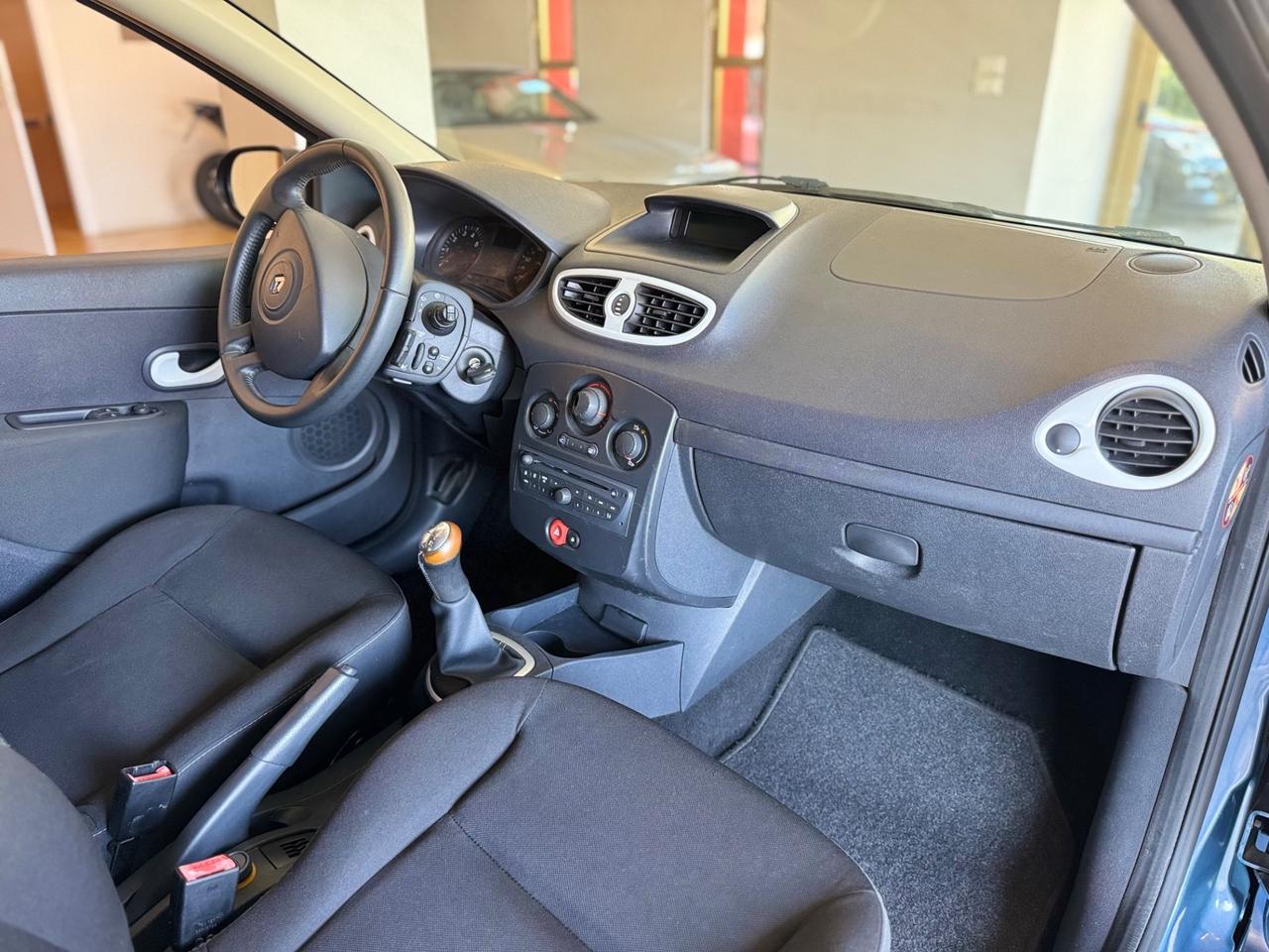 Renault Clio 1.2 16V 5 porte Live!