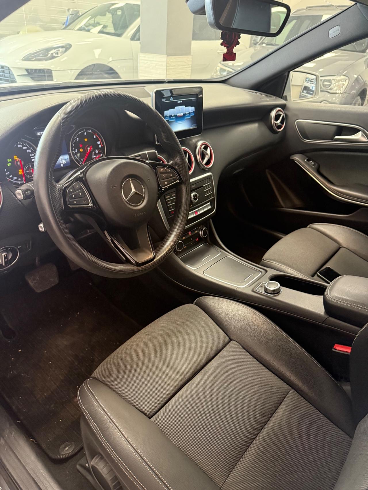 Mercedes-benz A 160 d Automatic Sport