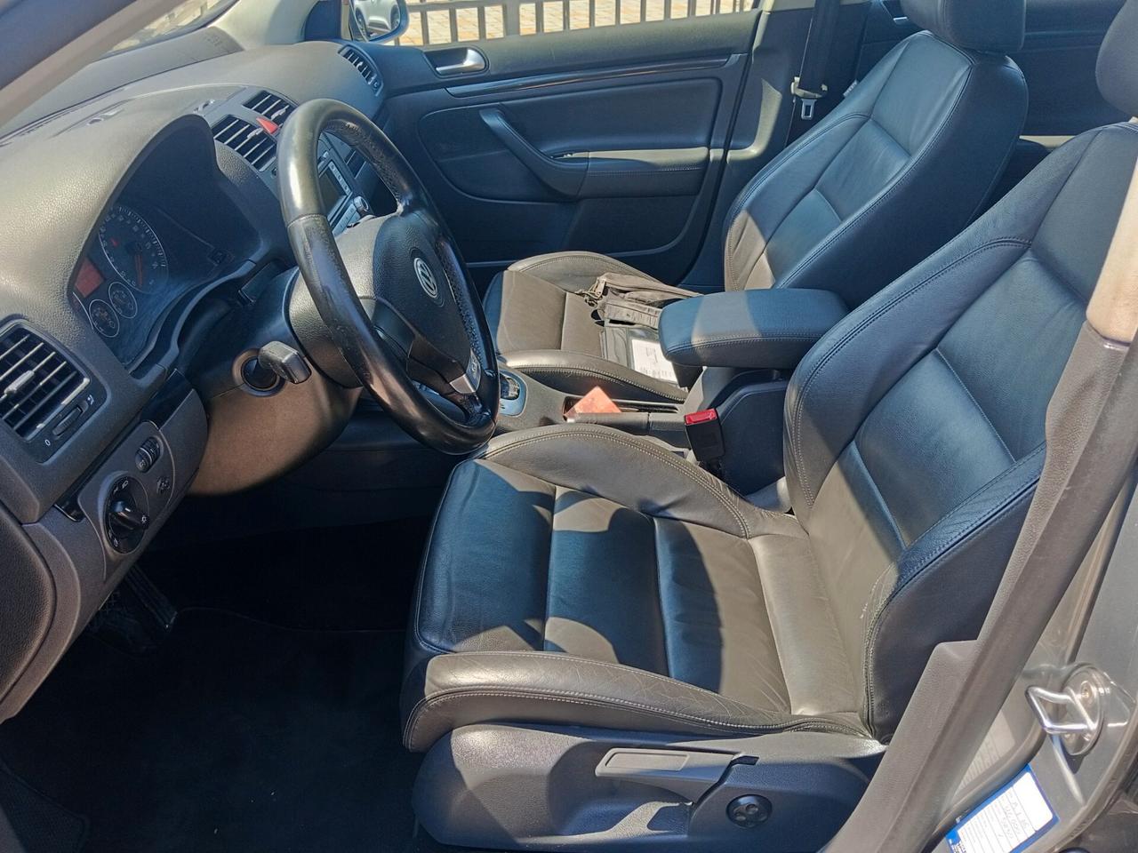 Volkswagen Golf 2.0 TDI DPF 5p. DSG GT Sport