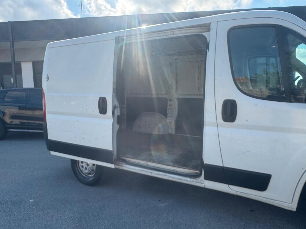 Citroen Jumper 2.0BlueHDi 130 Passo medio con porta laterale