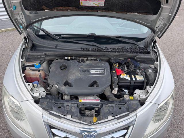 LANCIA Ypsilon 0.9 TwinAir 85 CV 5 porte S&S DFN Platinum