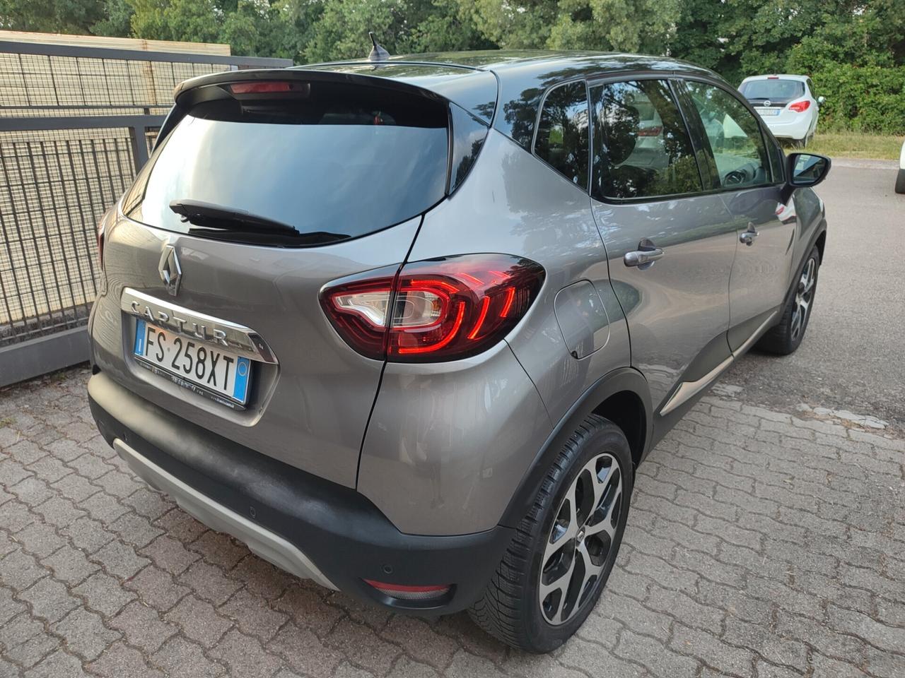 RENAULT CAPTUR 2018 FINE BENZINA SPORT EURO6D BELLA