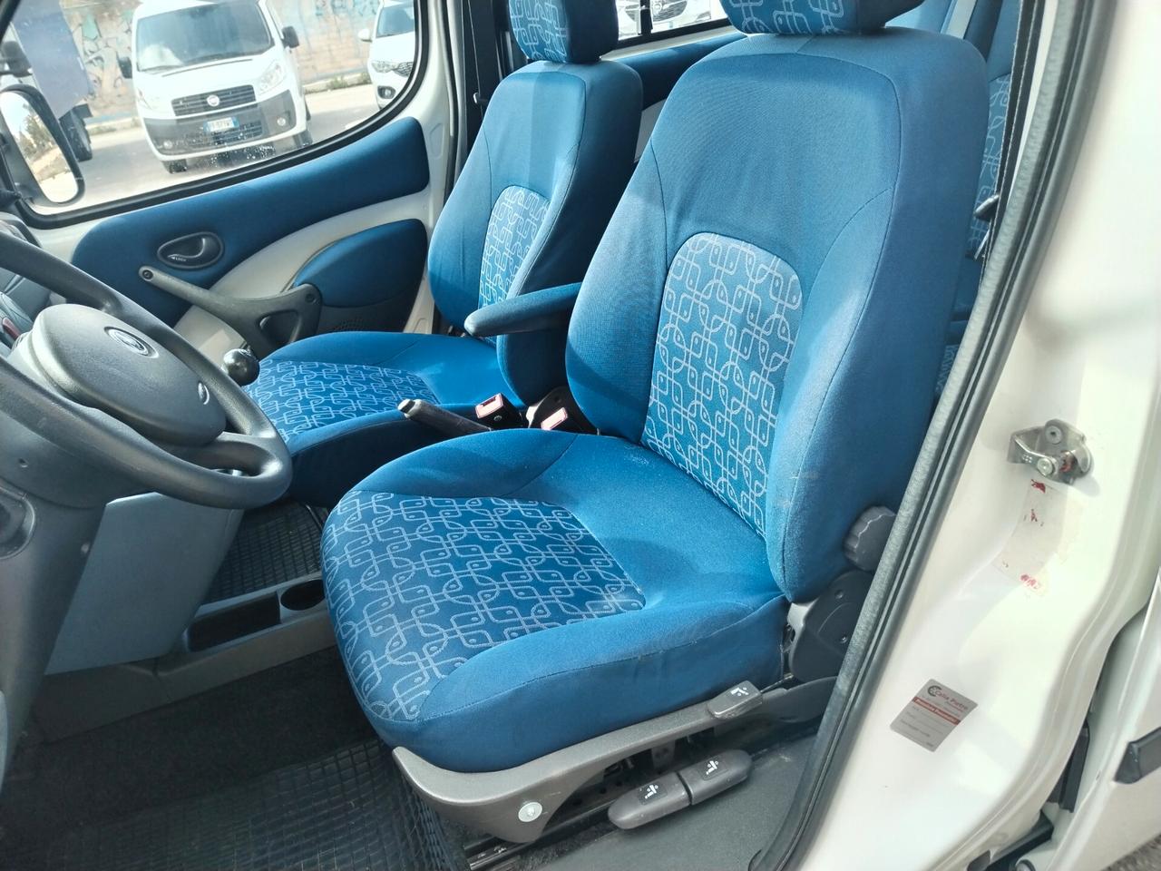 Fiat Doblo 1.9 JTD cat tetto alto pedana per disabili