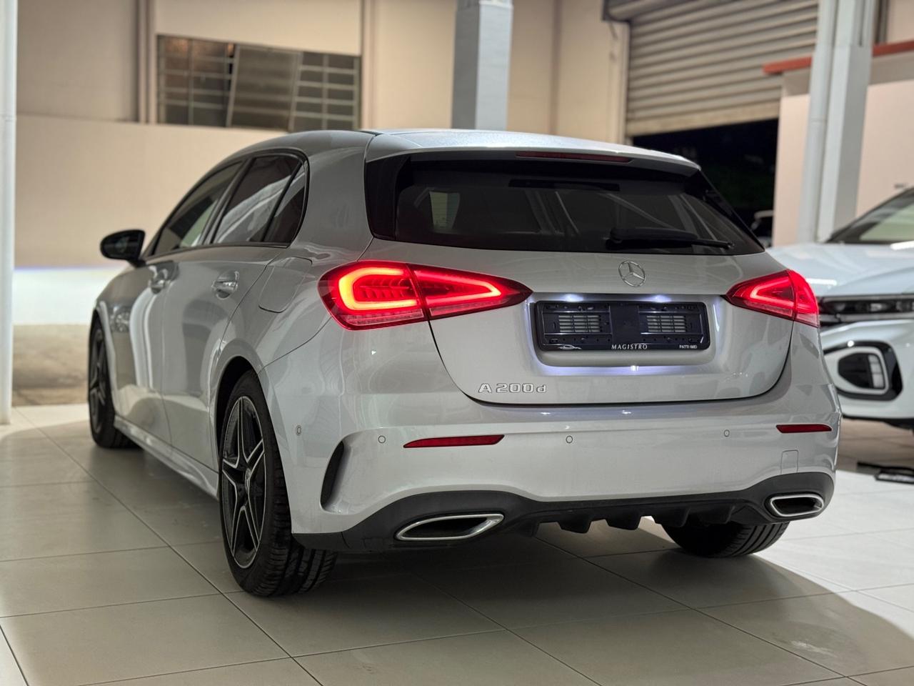 Mercedes Classe A 200 d 150CV Premium AMG Night Edition