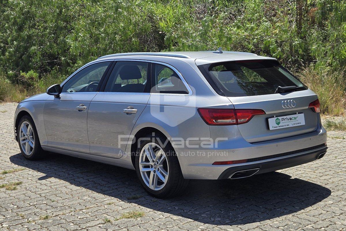 AUDI A4 Avant 35 TDI S tronic Business