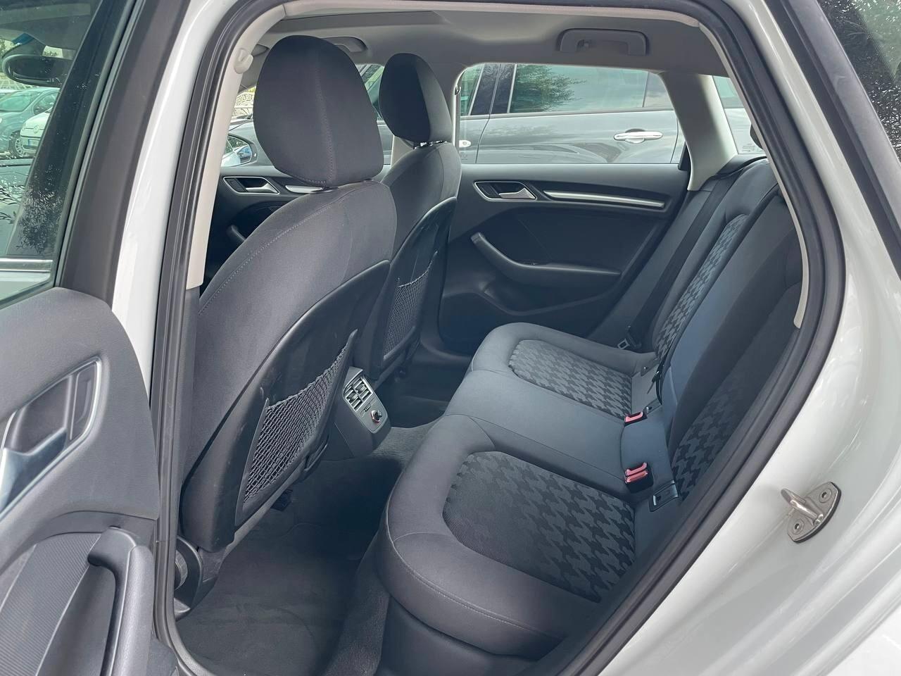 AUDI A3 1.6 TDI SPB - 2016