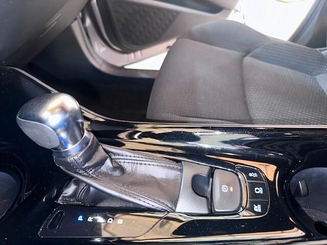 Toyota C-HR 1.8 Hybrid E-CVT Trend
