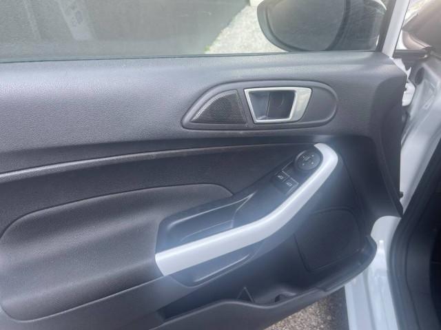 Ford Fiesta 1.5 tdci Business 75cv 5p E6