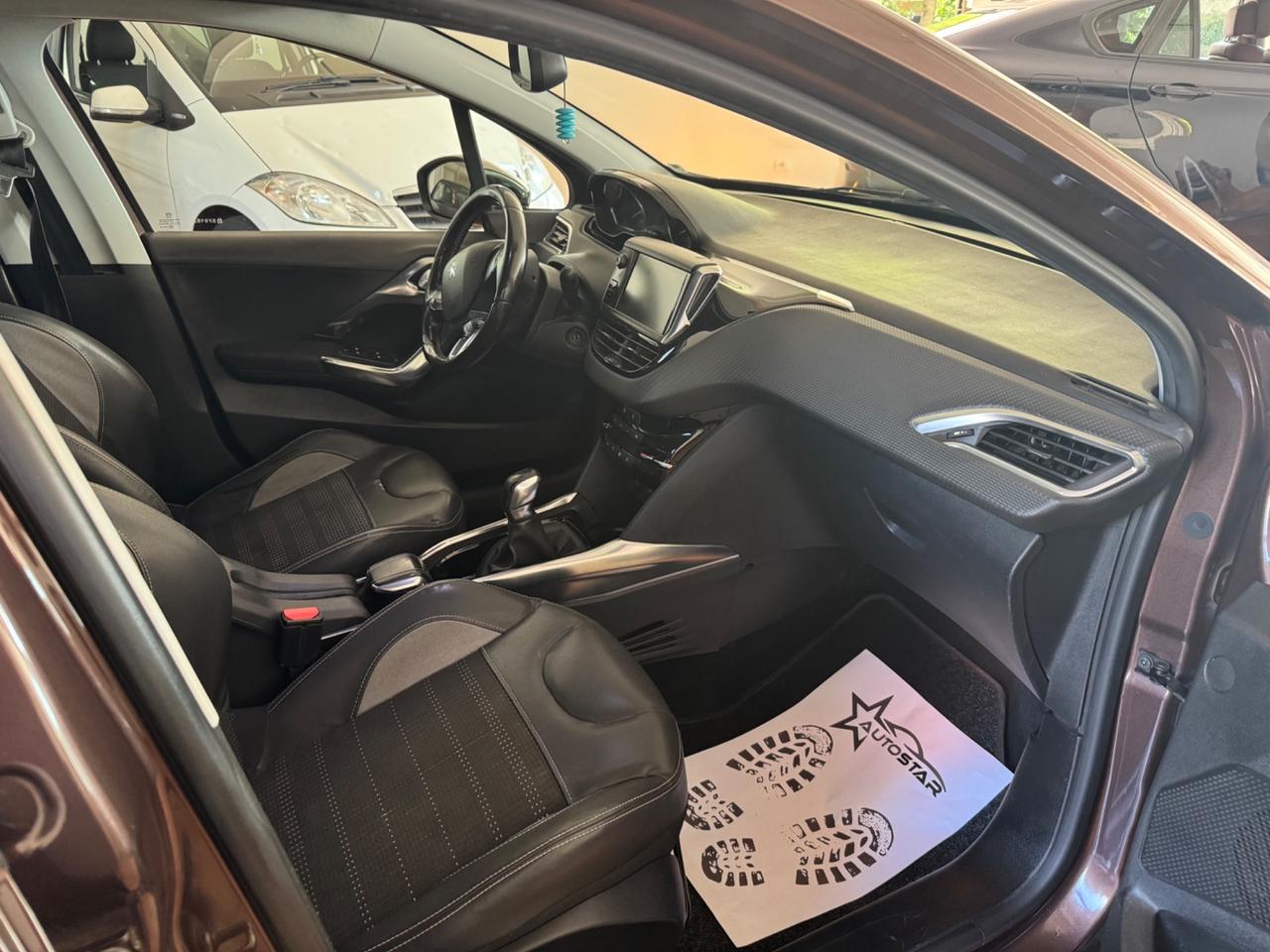 Peugeot 2008 1.6 e-HDi OK NEO GANCIO TRAINO