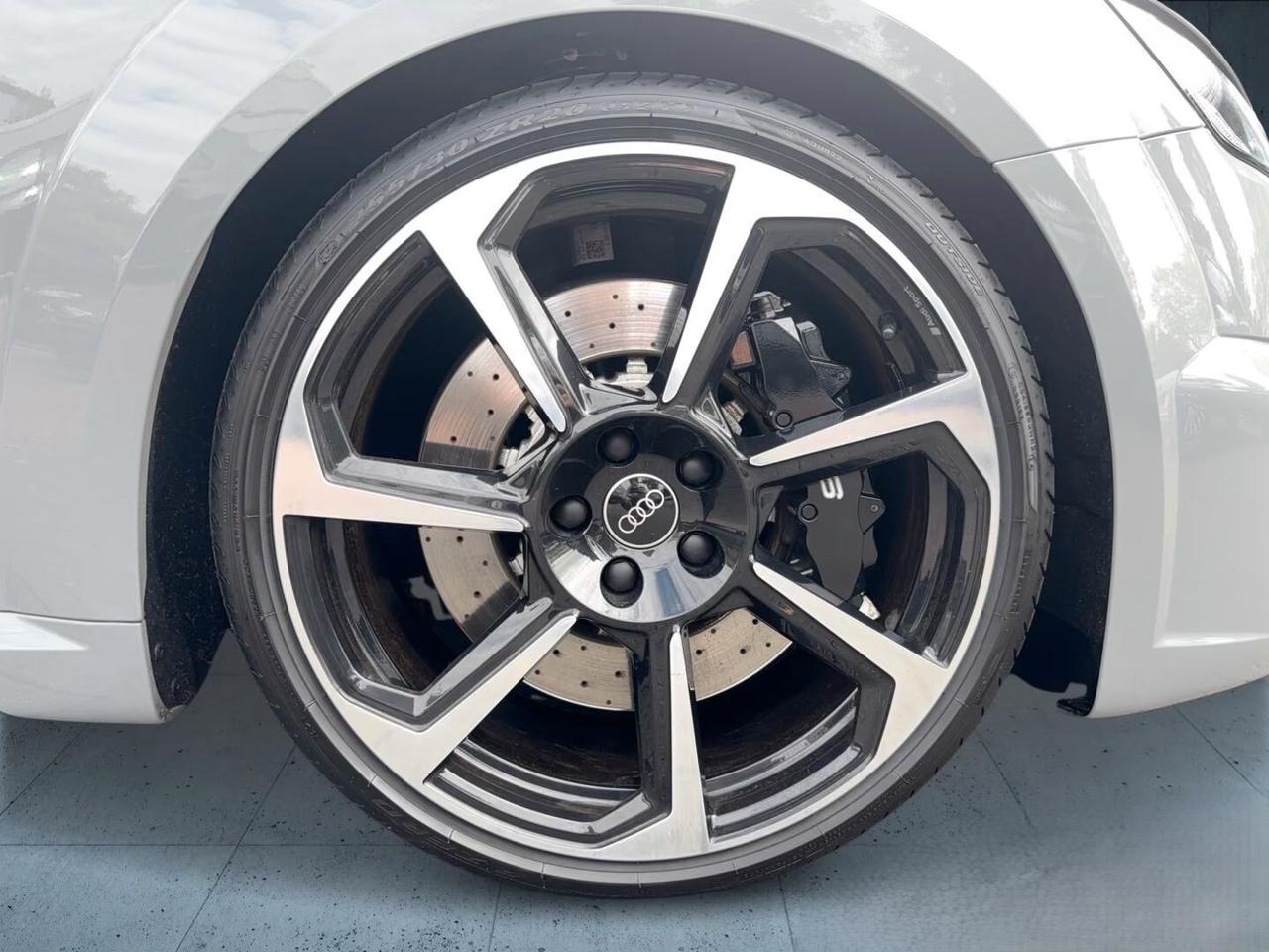 Audi TT RS Coupé 2.5 TFSI quattro S tronic
