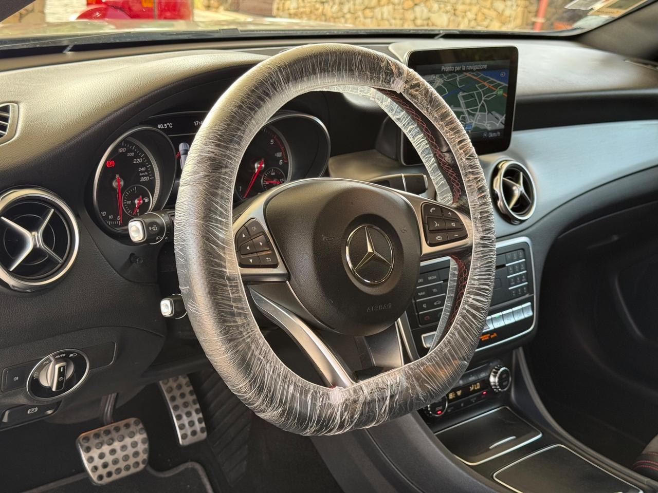 Mercedes-benz GLA 220 d Automatic 4Matic Premium