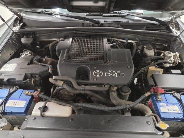 TOYOTA Land Cruiser 3.0 D-4D 16V cat CAMBIO MANUALE