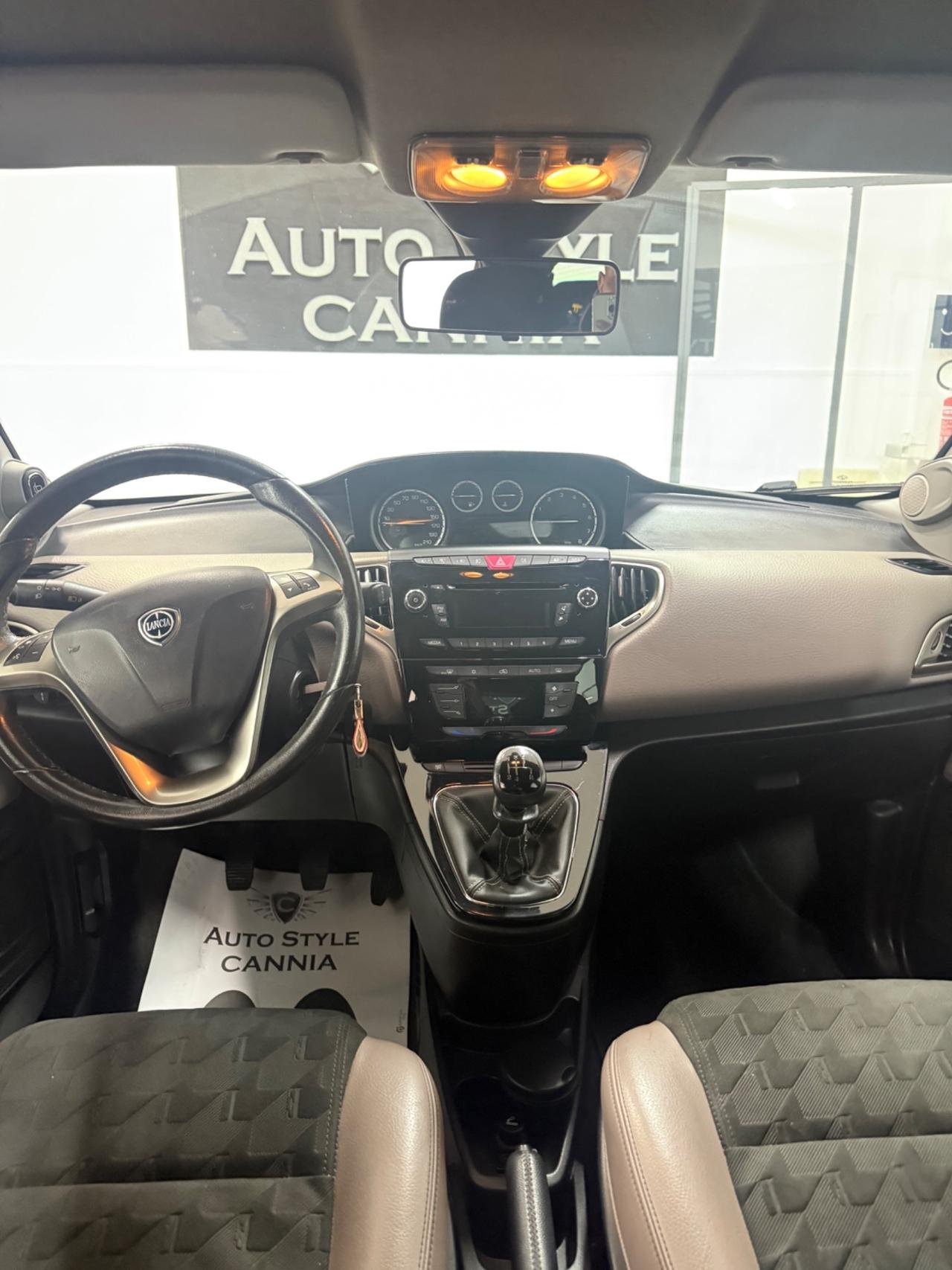 Lancia Ypsilon 1.2 69 CV 5 porte Elle