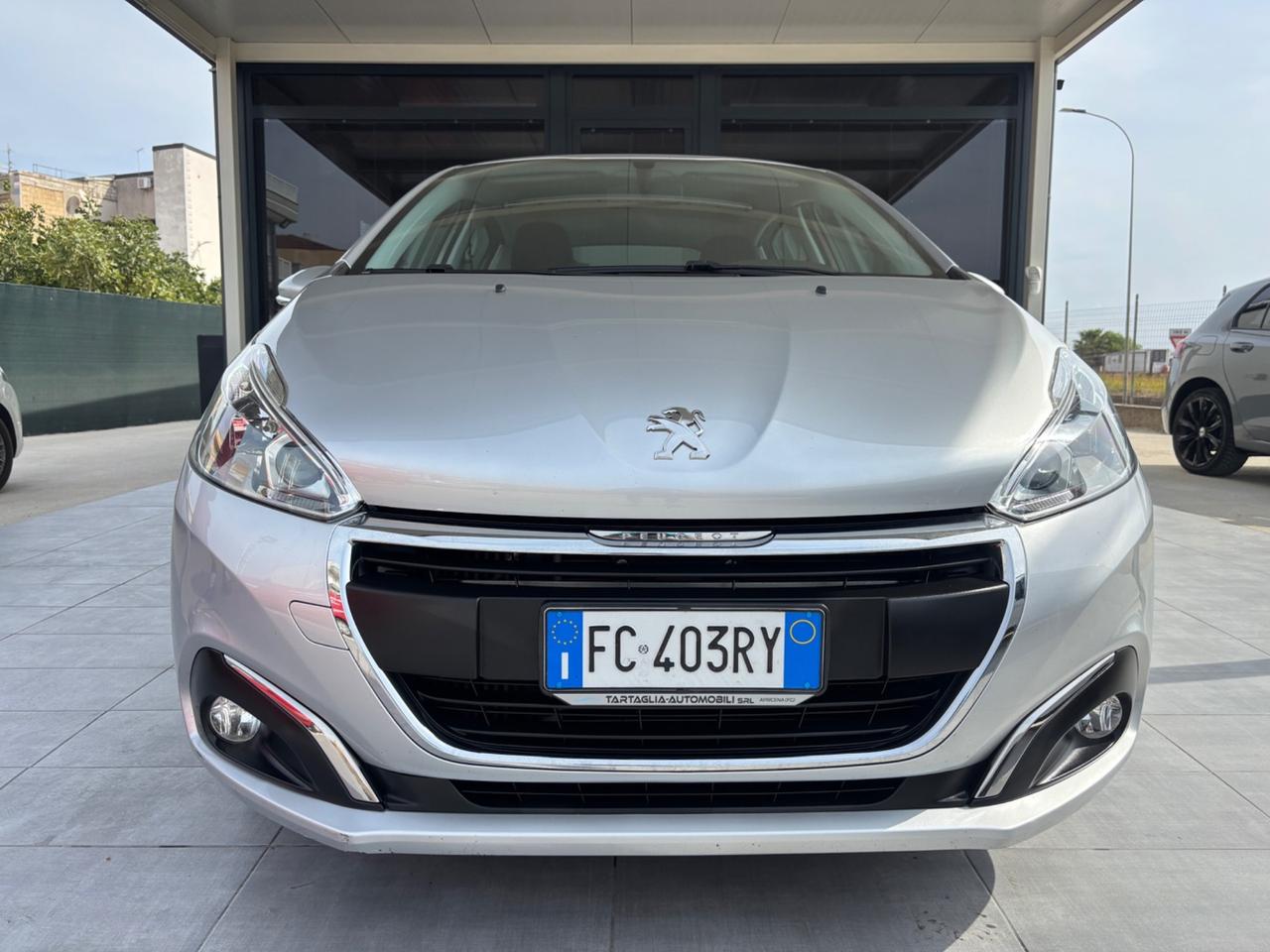 Peugeot 208 BlueHDi 75 5 porte Allure