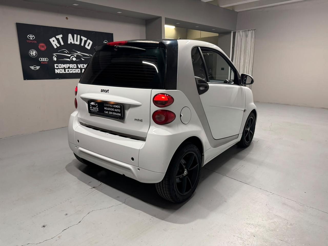 Smart ForTwo 1000 52 kW MHD coupé passion