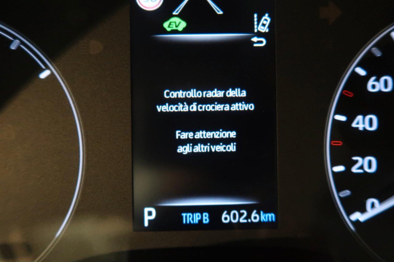 Toyota Yaris 1.5h Business # TELECAMERA # CAMBIO AUT #