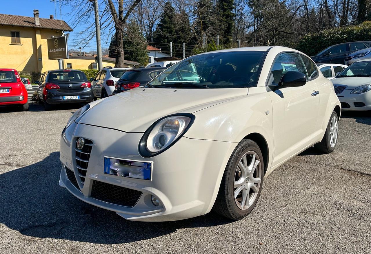 Alfa Romeo MiTo 1.4 78 CV Distinctive Premium Pack