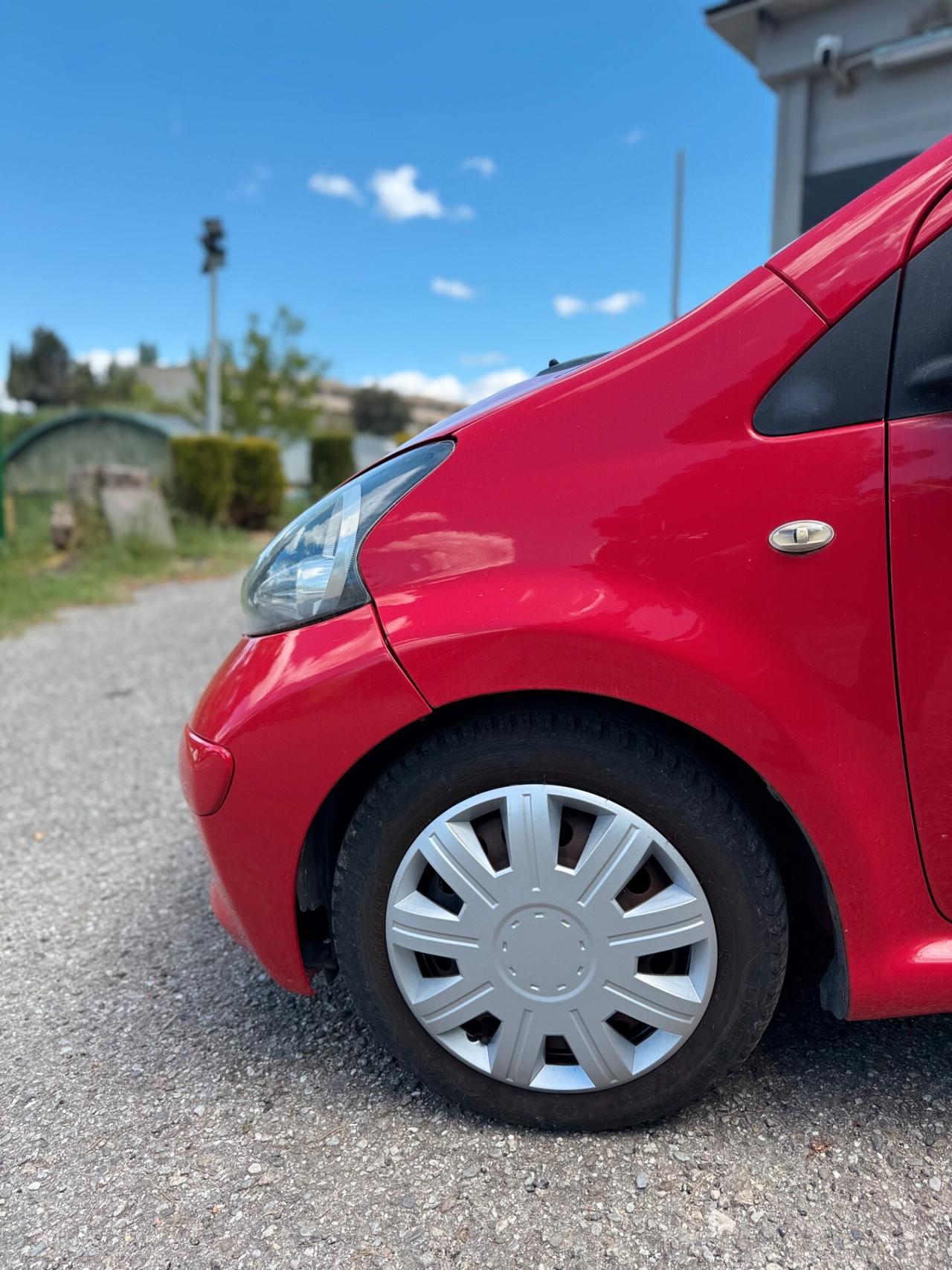 Toyota Aygo 1.0 12V VVT-i 5 porte Now