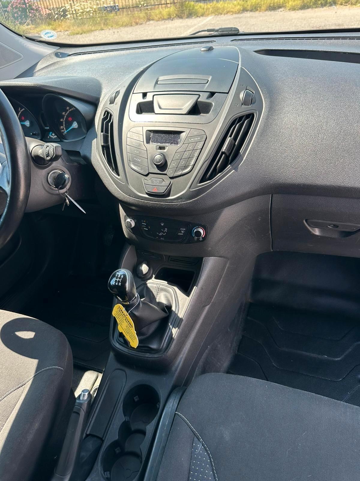 Ford Transit Courier Transit Courier 1.5 TDCi 95CV Van Trend