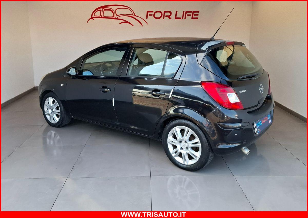 OPEL Corsa 1.2 GPL Cosmo 5p.te NEOPATENTATI