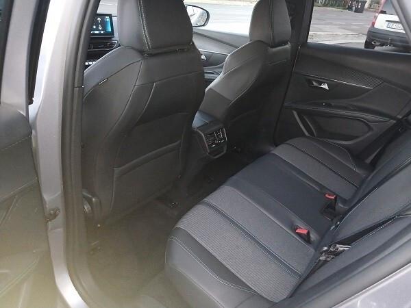 PEUGEOT 3008 1.5 BlueHDI 130 CV S&S EAT8 ALLURE PACK