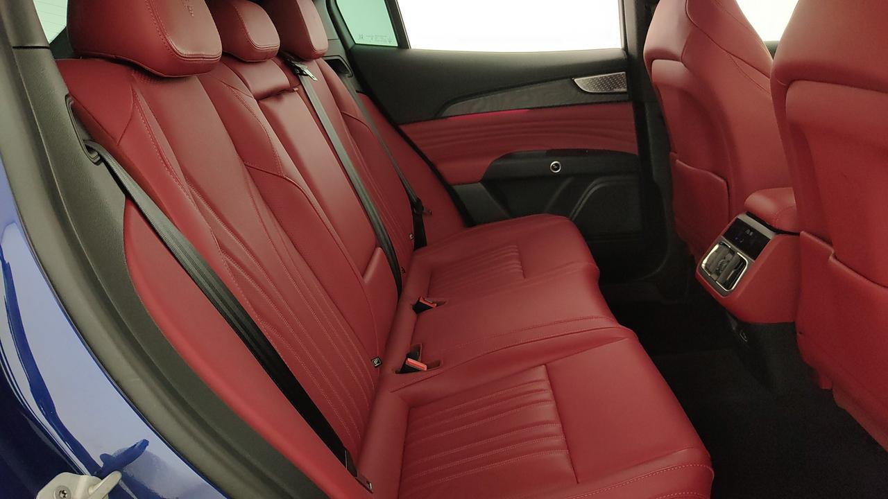 MASERATI Grecale 2.0 mhev Modena 330cv auto