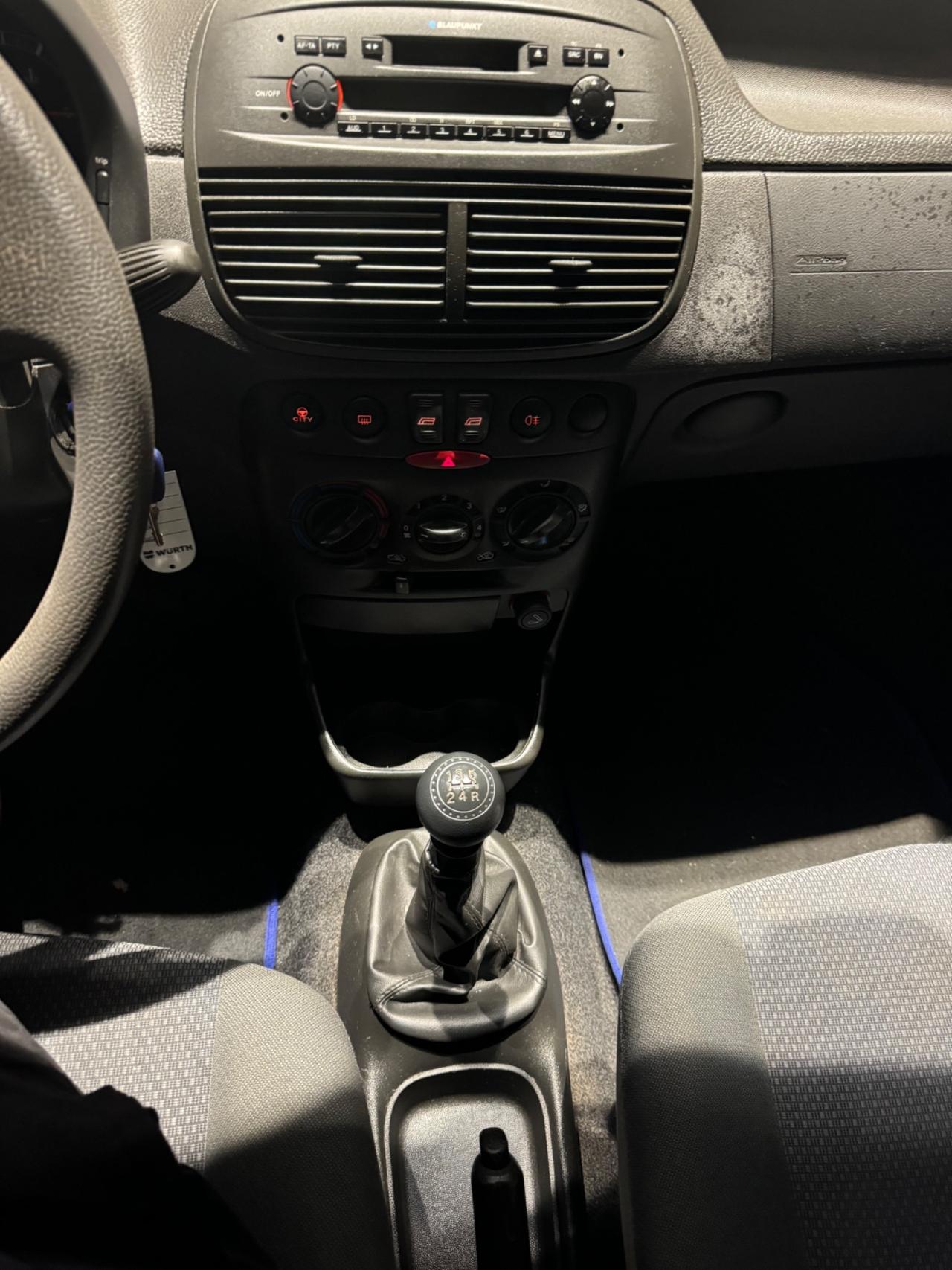 Fiat Punto 1.2i cat 3 porte ELX
