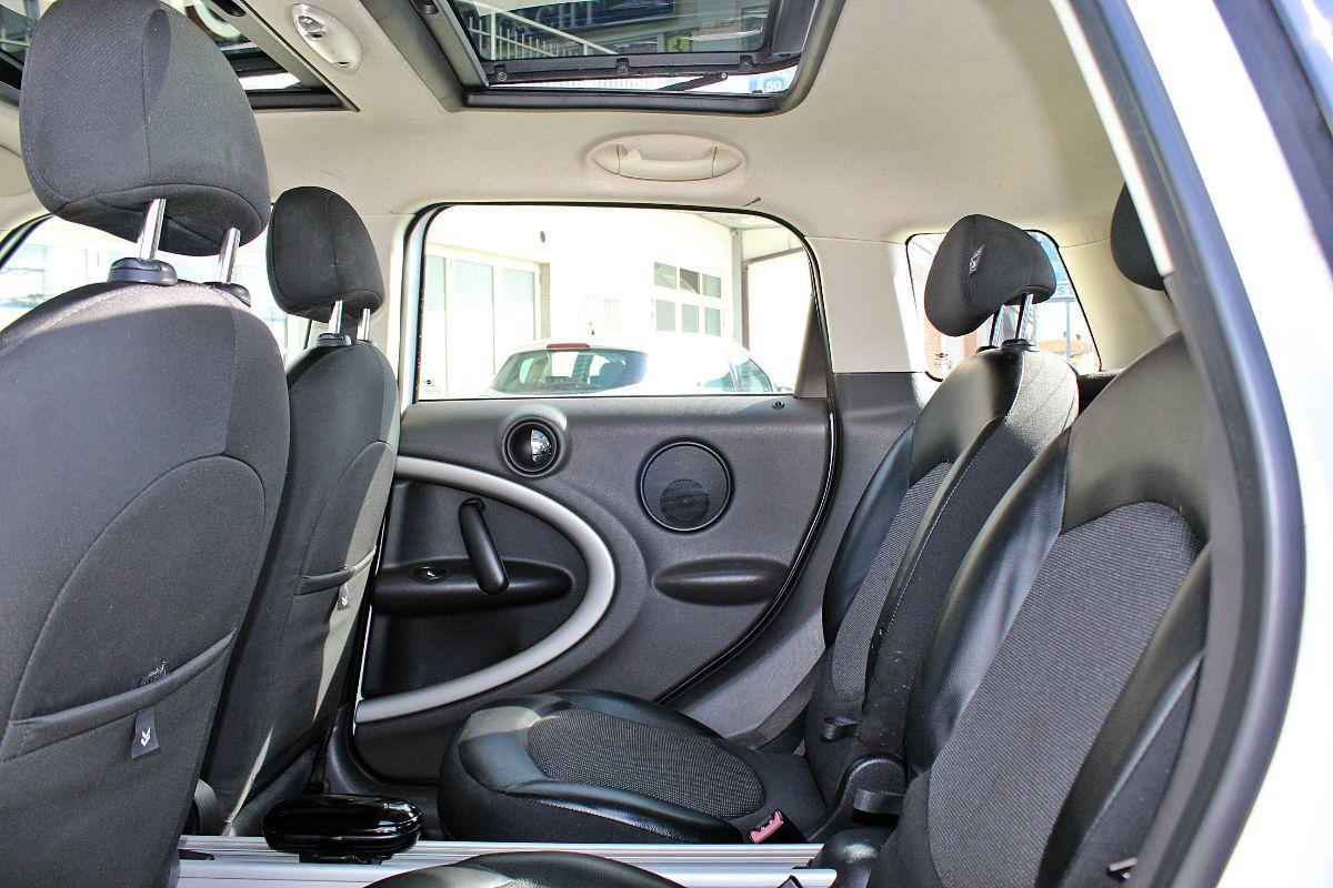 MINI - Countryman - One D