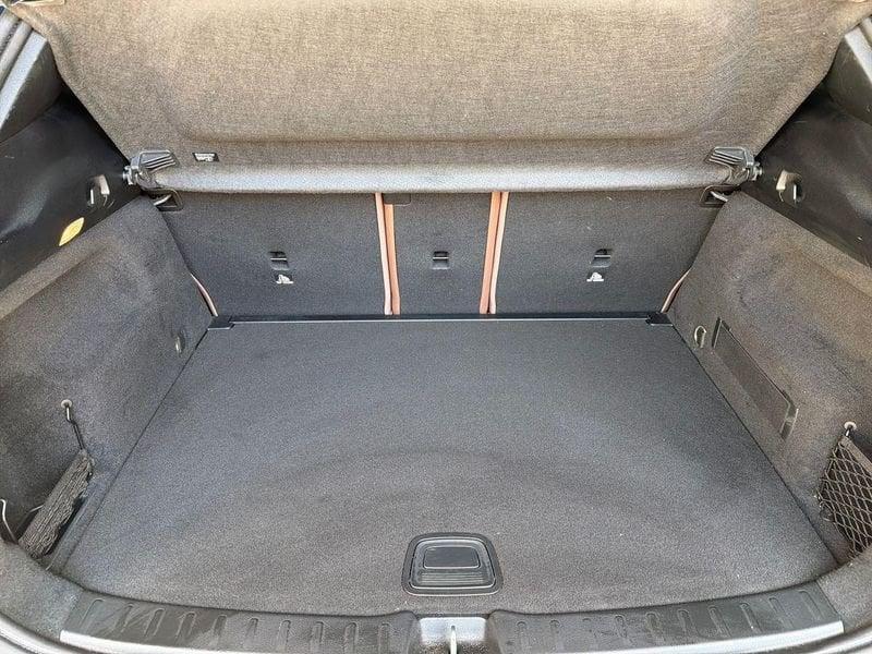 Mercedes-Benz GLA 200 d Premium auto