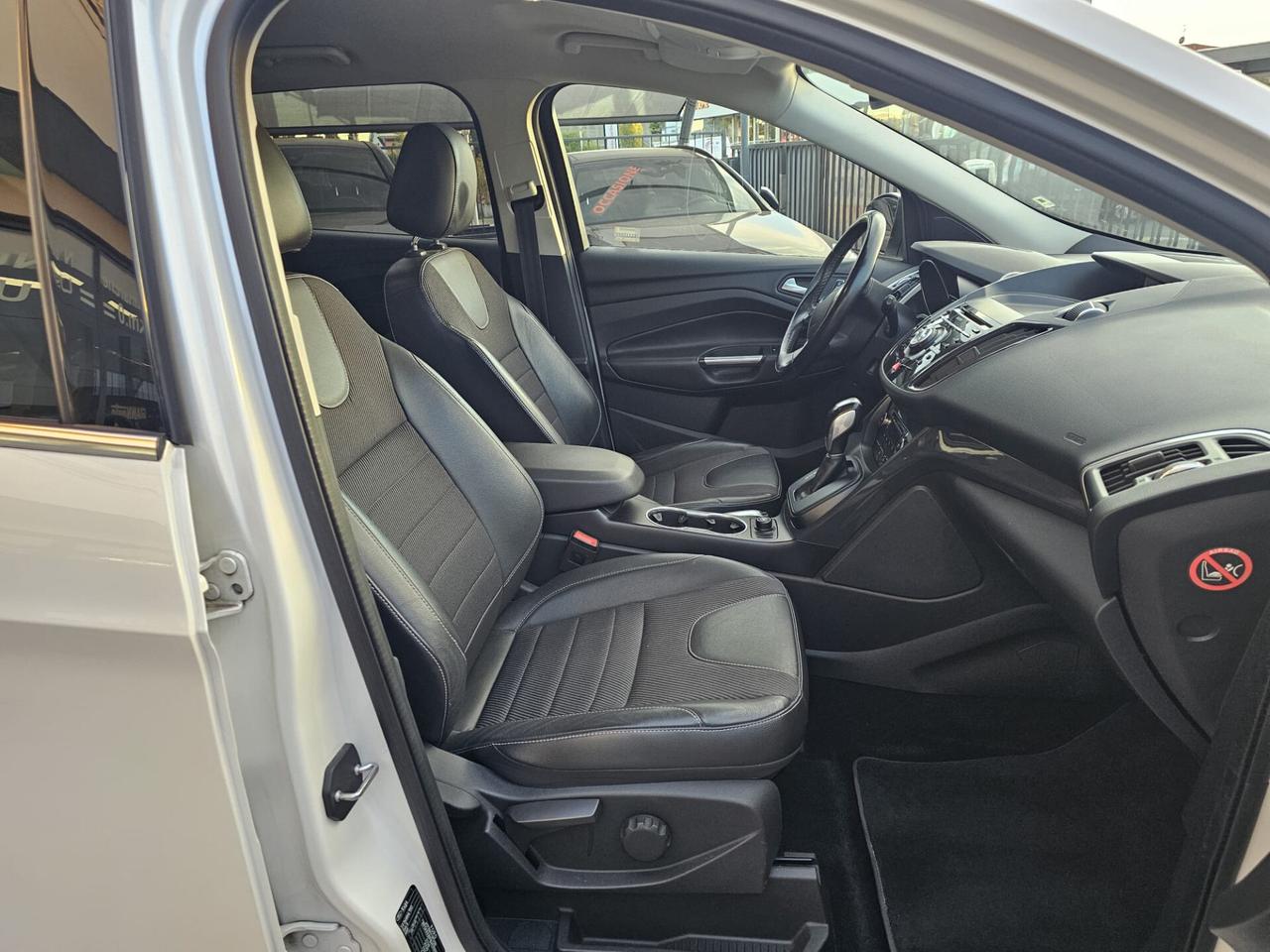 Ford Kuga 2.0 TDCI 180 CV S&S 4WD Powershift Titanium X