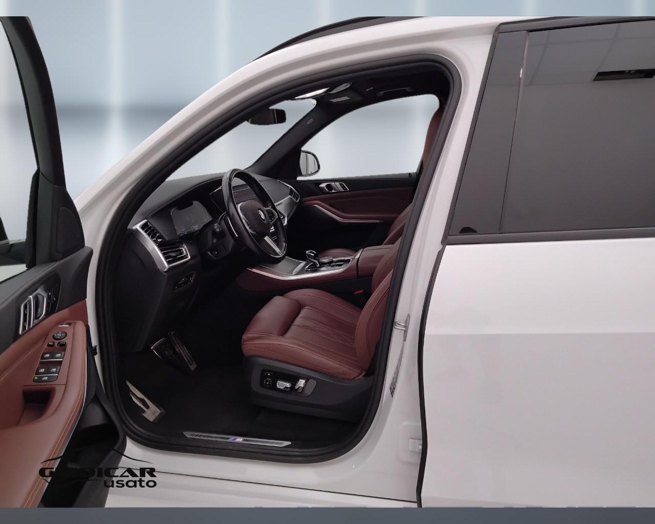 BMW X5 G05 2018 - X5 xdrive30d mhev 48V Msport auto