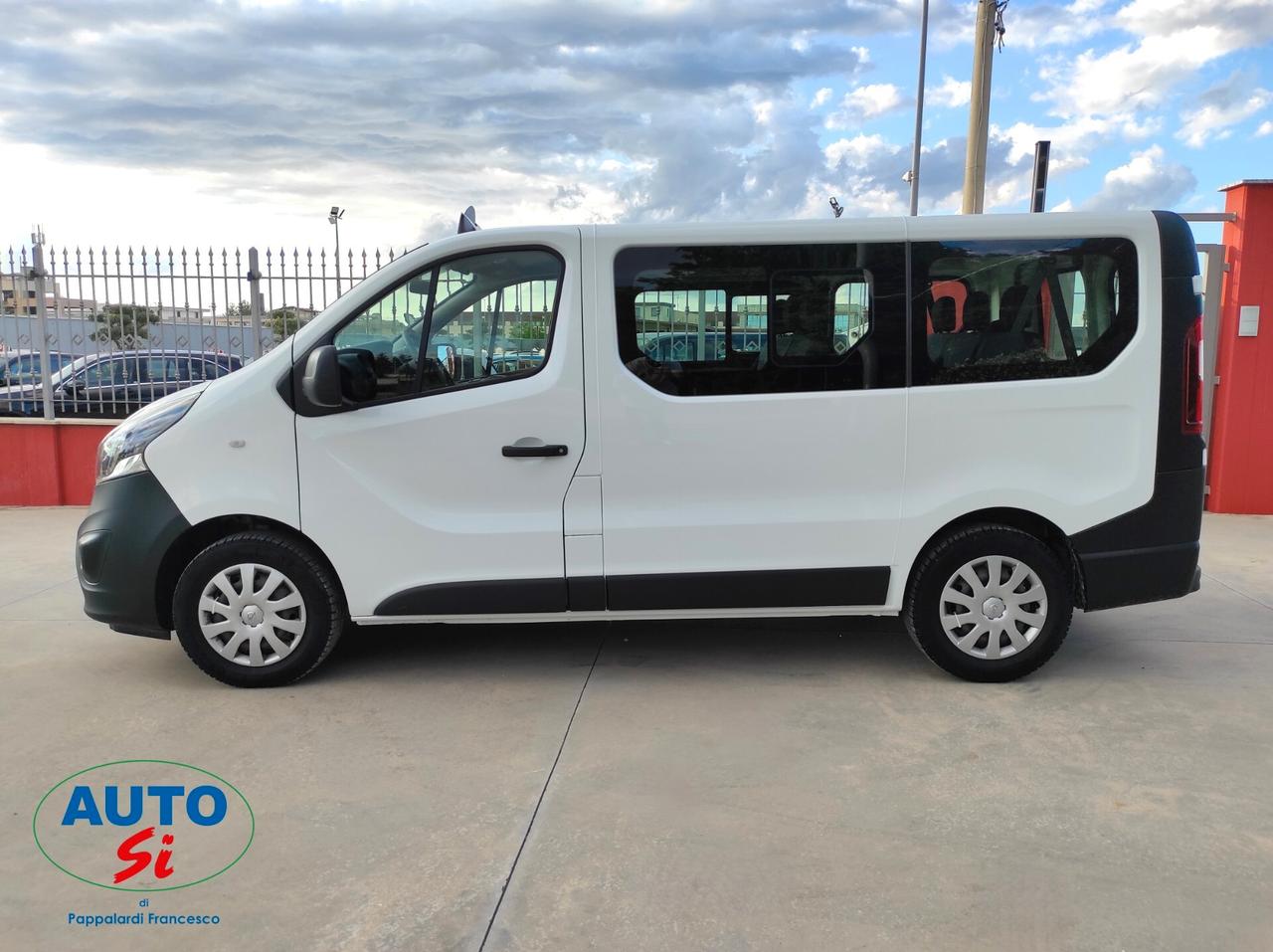 Opel Vivaro 27 - 1.6 Biturbo Diesel 145cv 9 POSTI