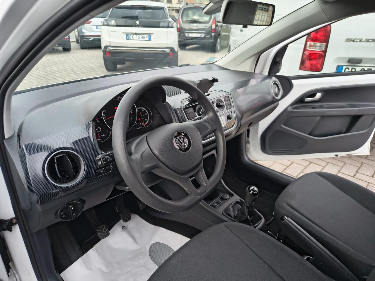 Volkswagen up! 1.0 BENZINA- 5p - OK NEOPATENTATI