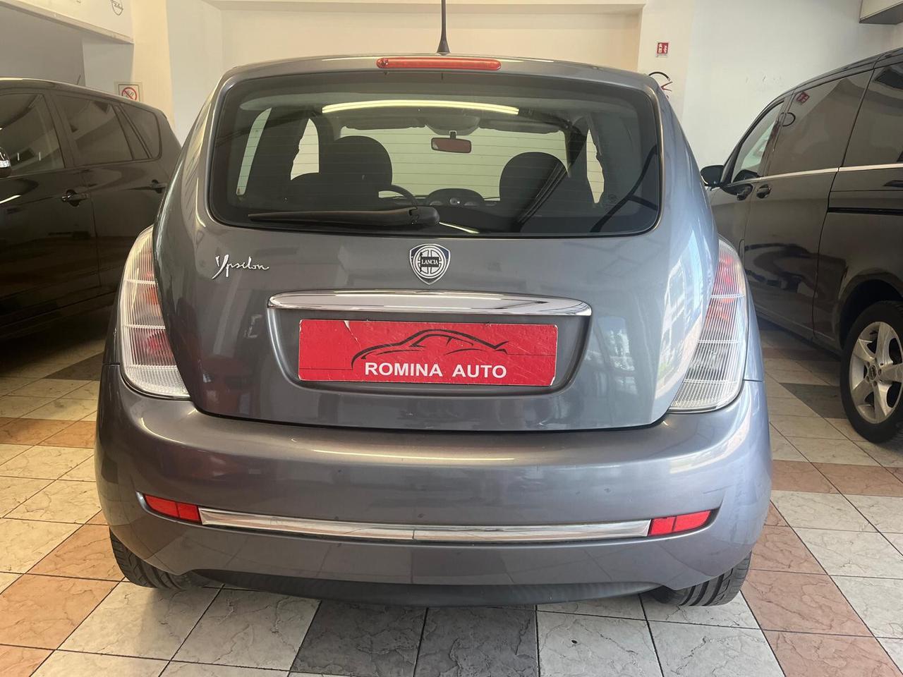 Lancia Ypsilon 1.2 Oro Bianco