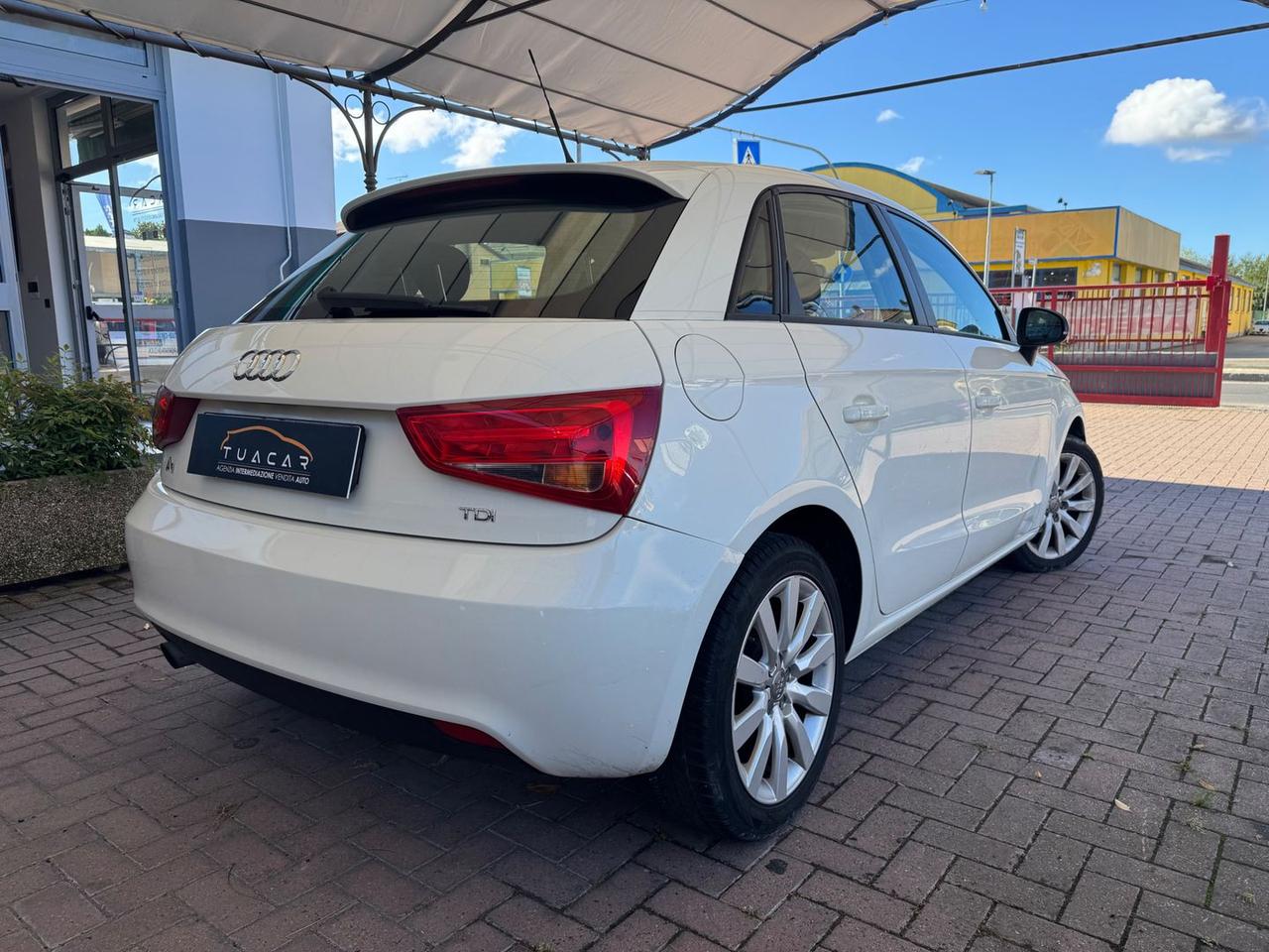 Audi A1 Admired 1.6 TDI #6654