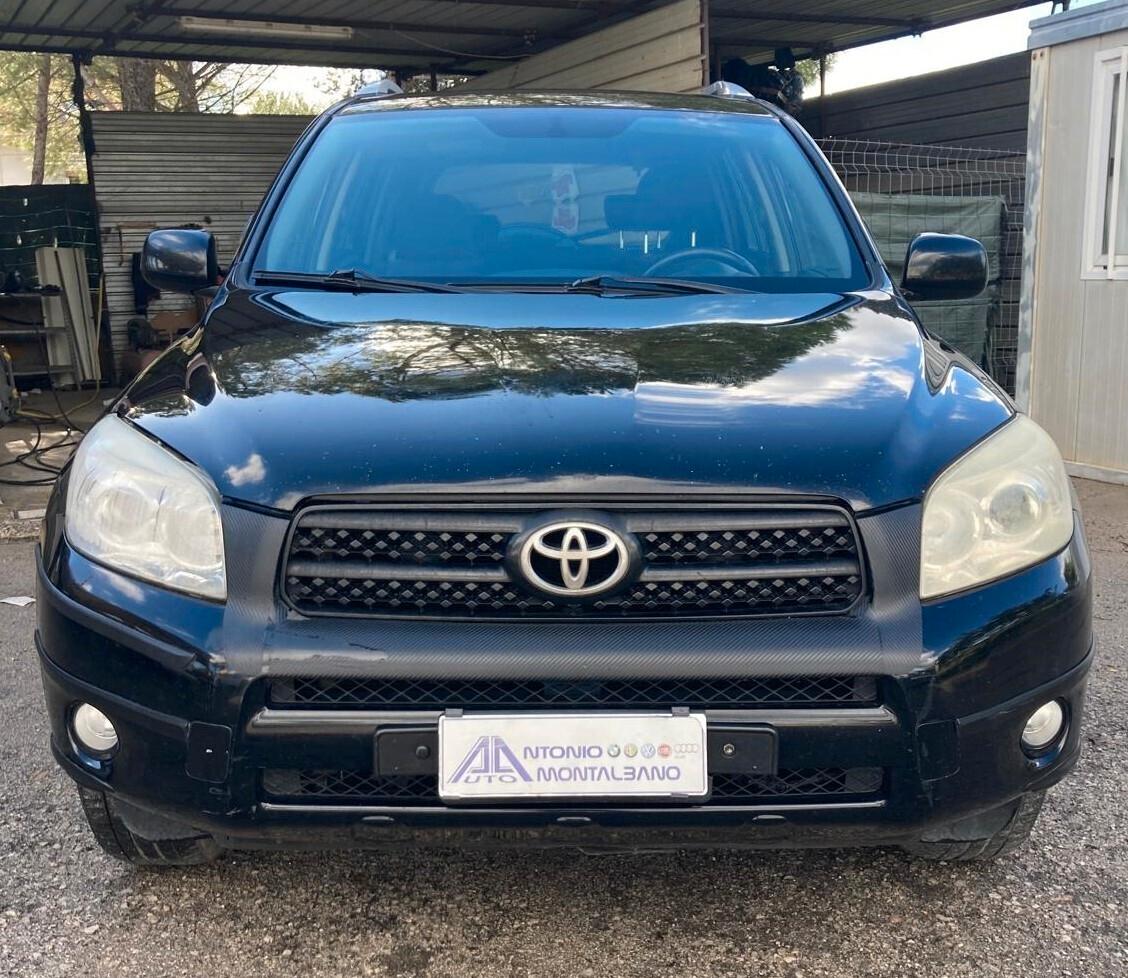 Toyota RAV4 2.2 D-4D 136 CV