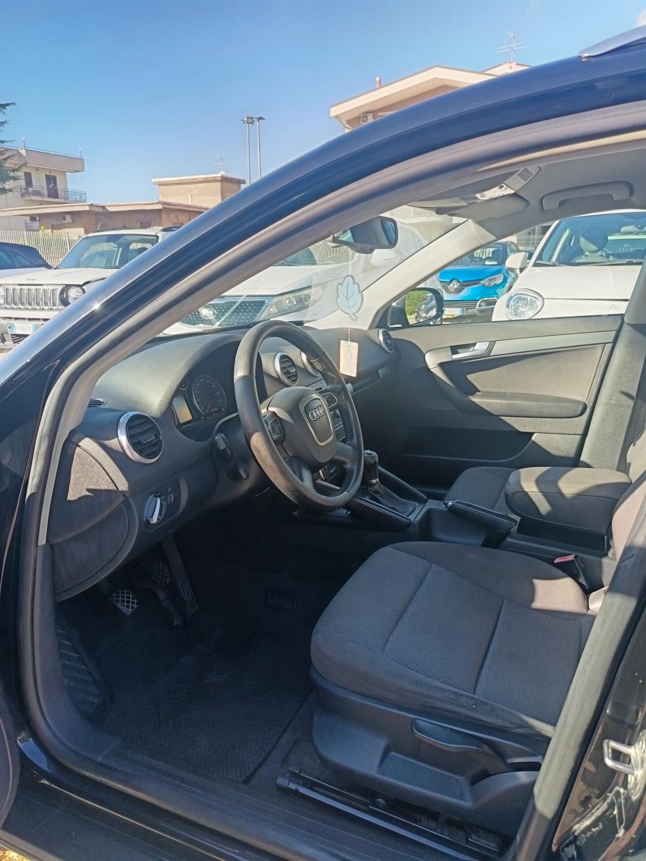 Audi A3 1.6 TDI 90 CV CR Attraction MOTORE REVISIONATO A KM 250.000
