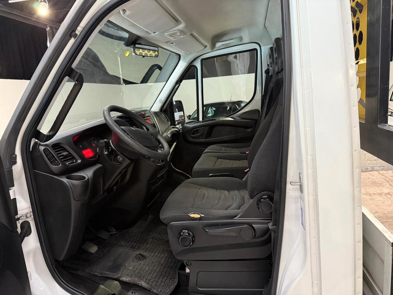 IVECO DAILY CASSONE FISSO