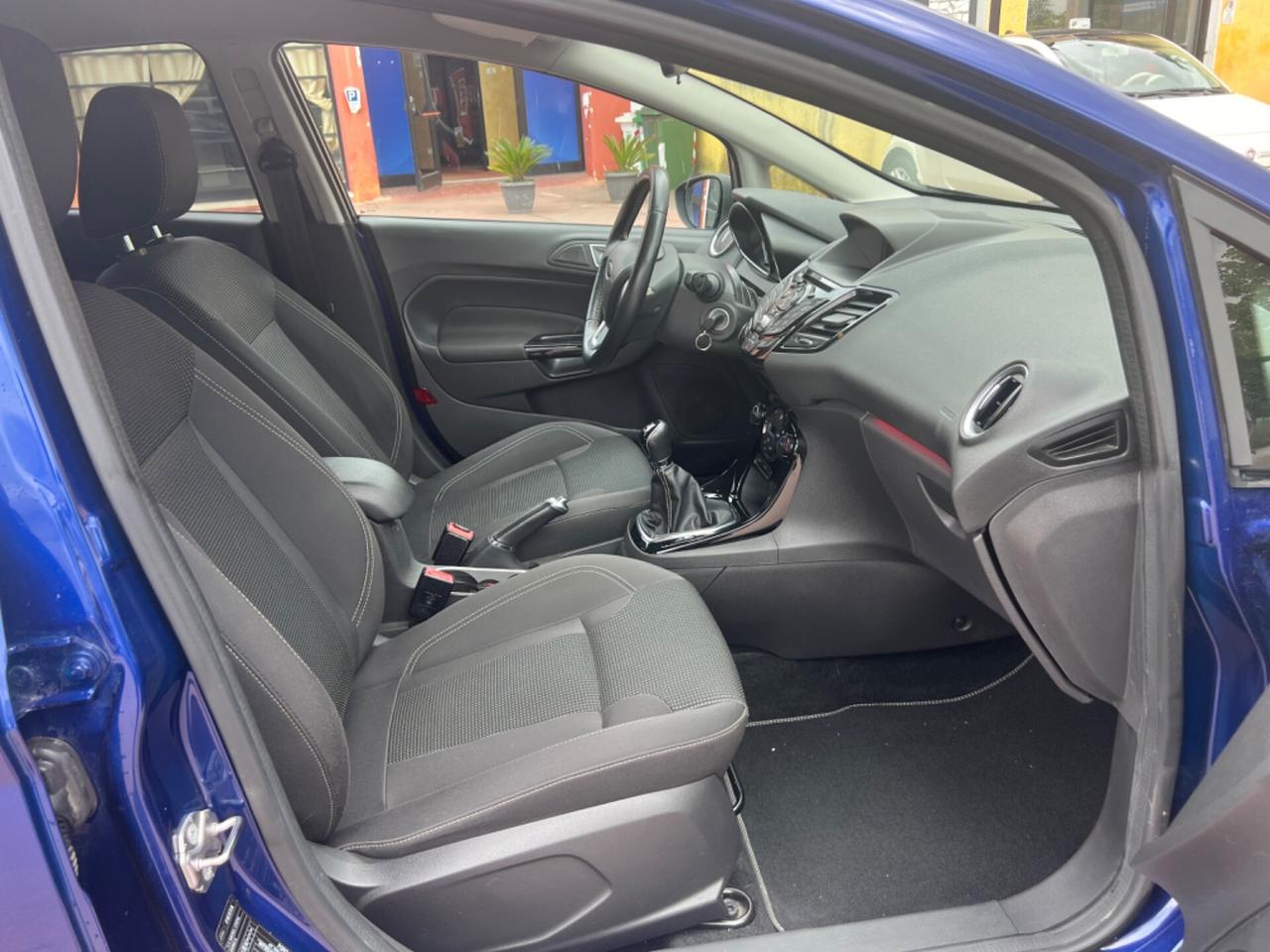 Ford Fiesta 1.5 TDCi 75CV 5 porte Titanium