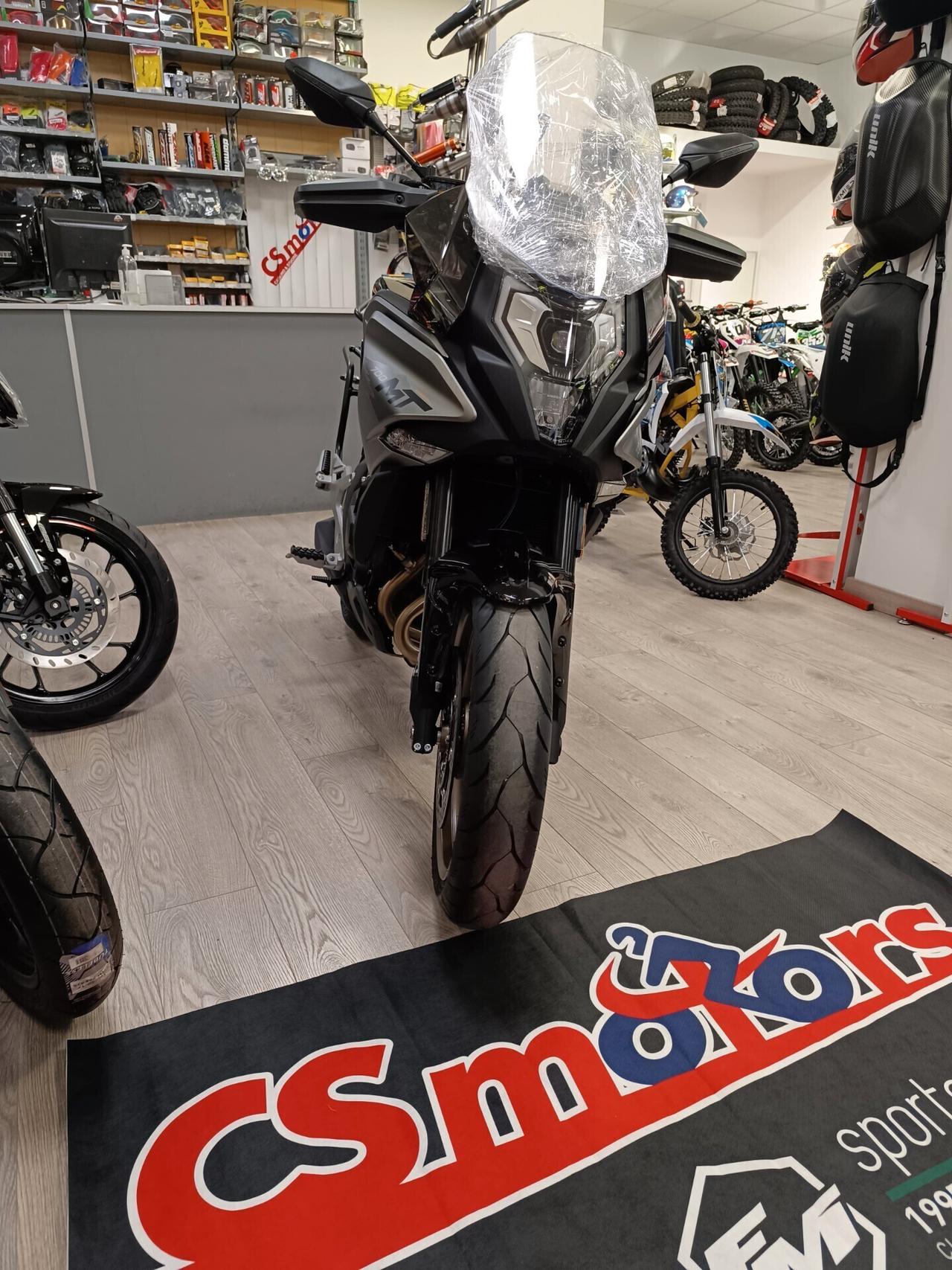 CFMOTO 700MT Adventure