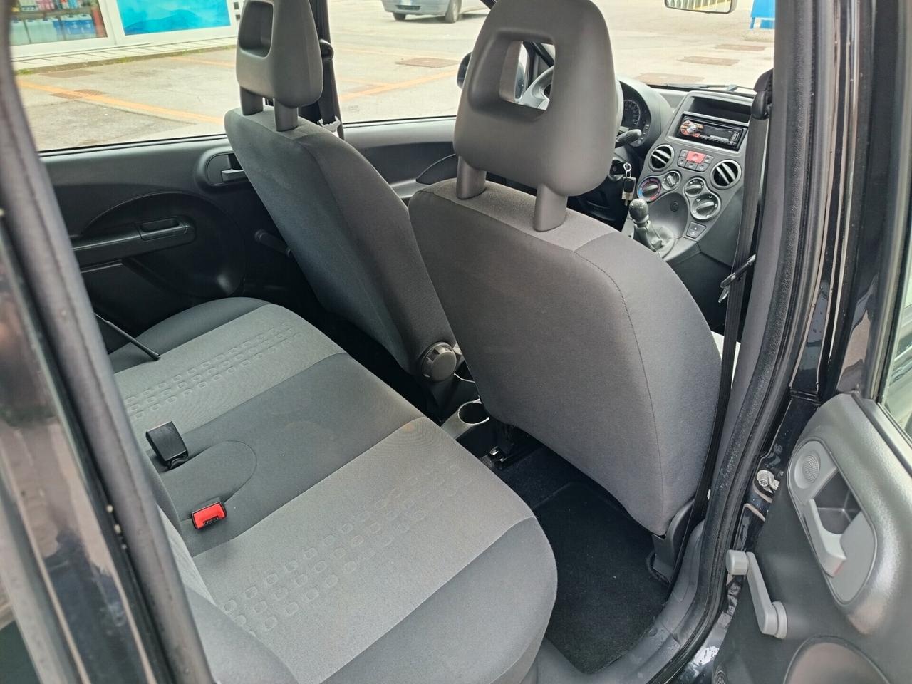 Fiat Panda 1.2 Gpl anno 2012 ok neo patente