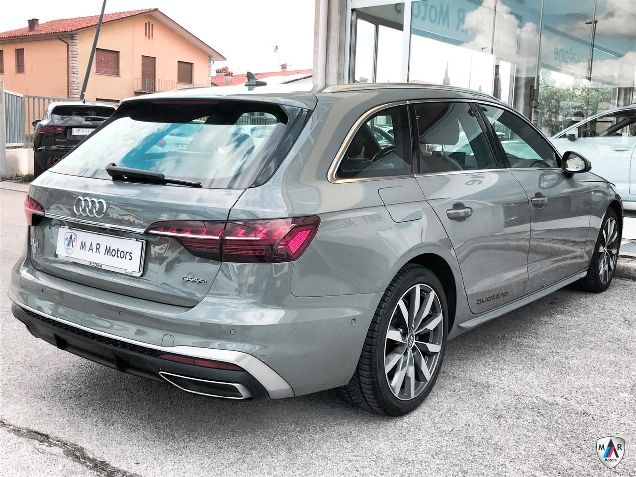 Audi A4 Avant 40 TDI quattro S tronic S line