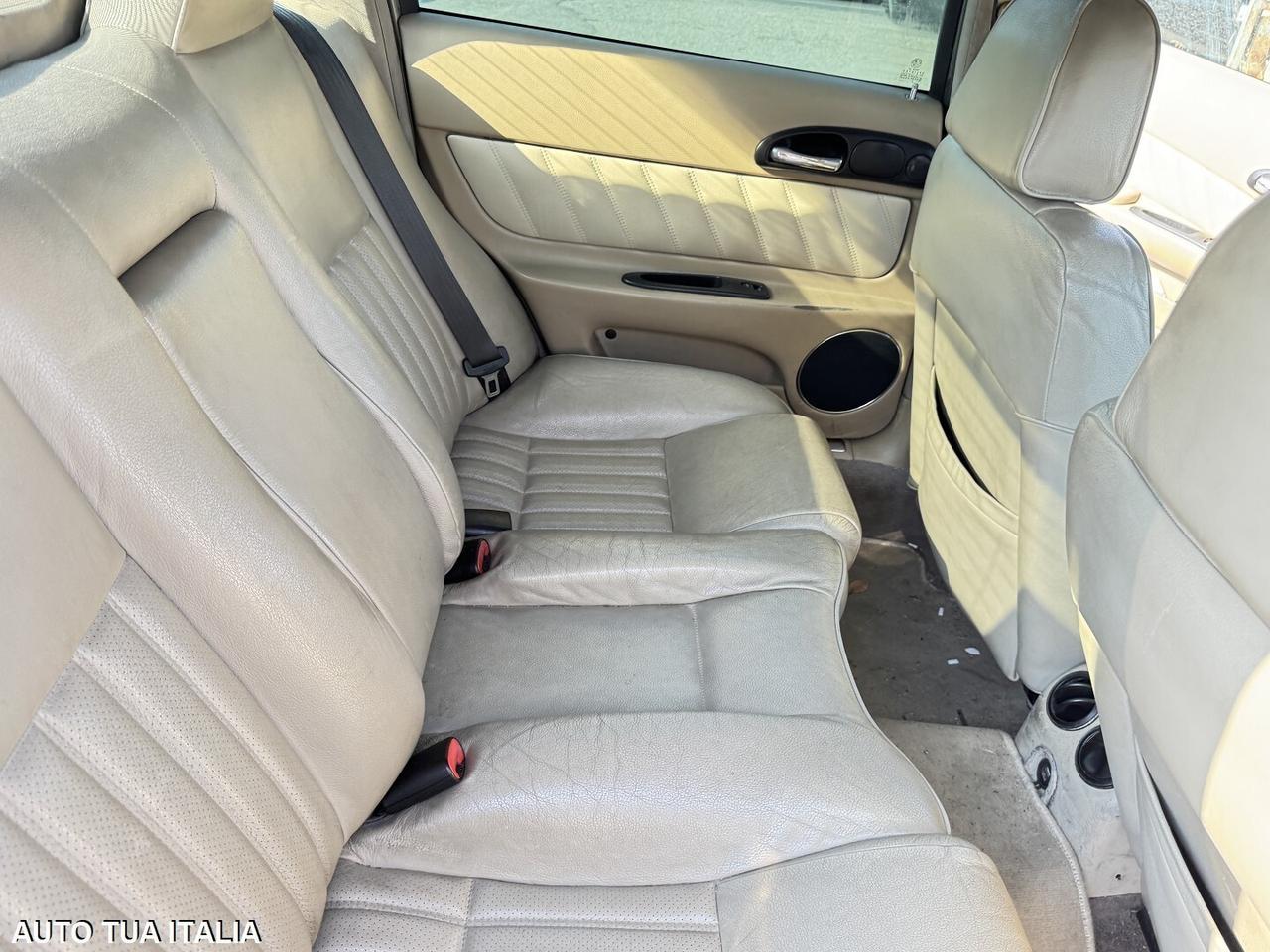 ALFA 166 2serie 2.4 JTD m-JET 20V distinct