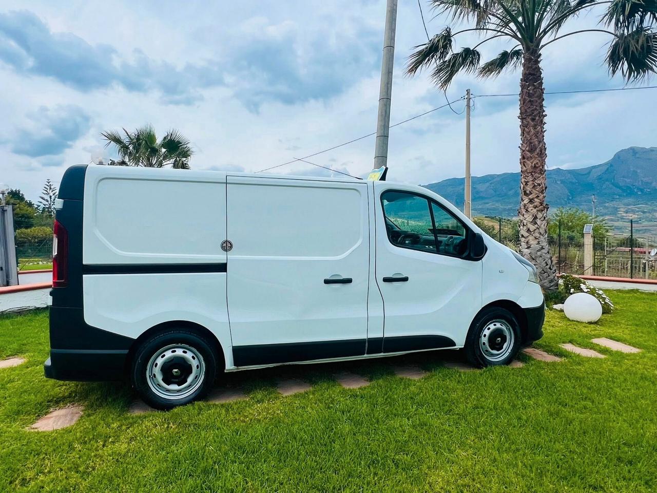 RENAULT TRAFIC 3 POSTI 1.6 DCI 125CV ANNo 2017